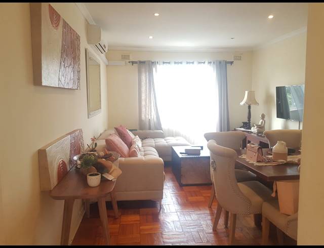 2 BEDROOM FLAT FOR SALE IN GLENWOOD